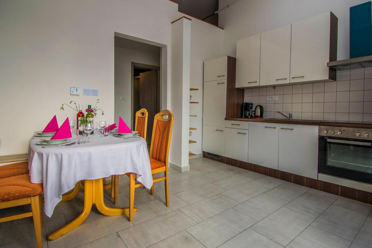 Apartments Relax Near أوباتيا المظهر الخارجي الصورة