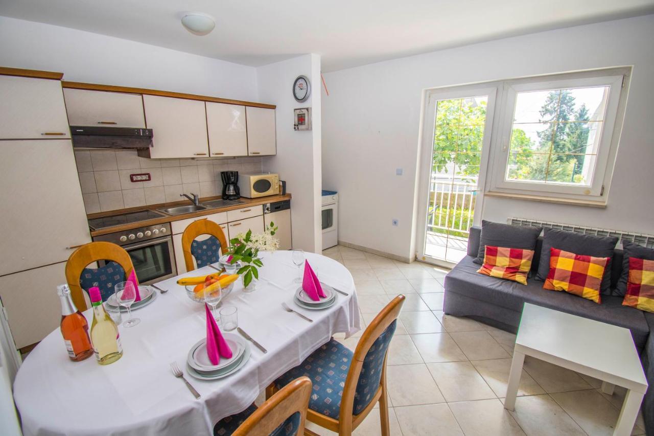 Apartments Relax Near أوباتيا المظهر الخارجي الصورة